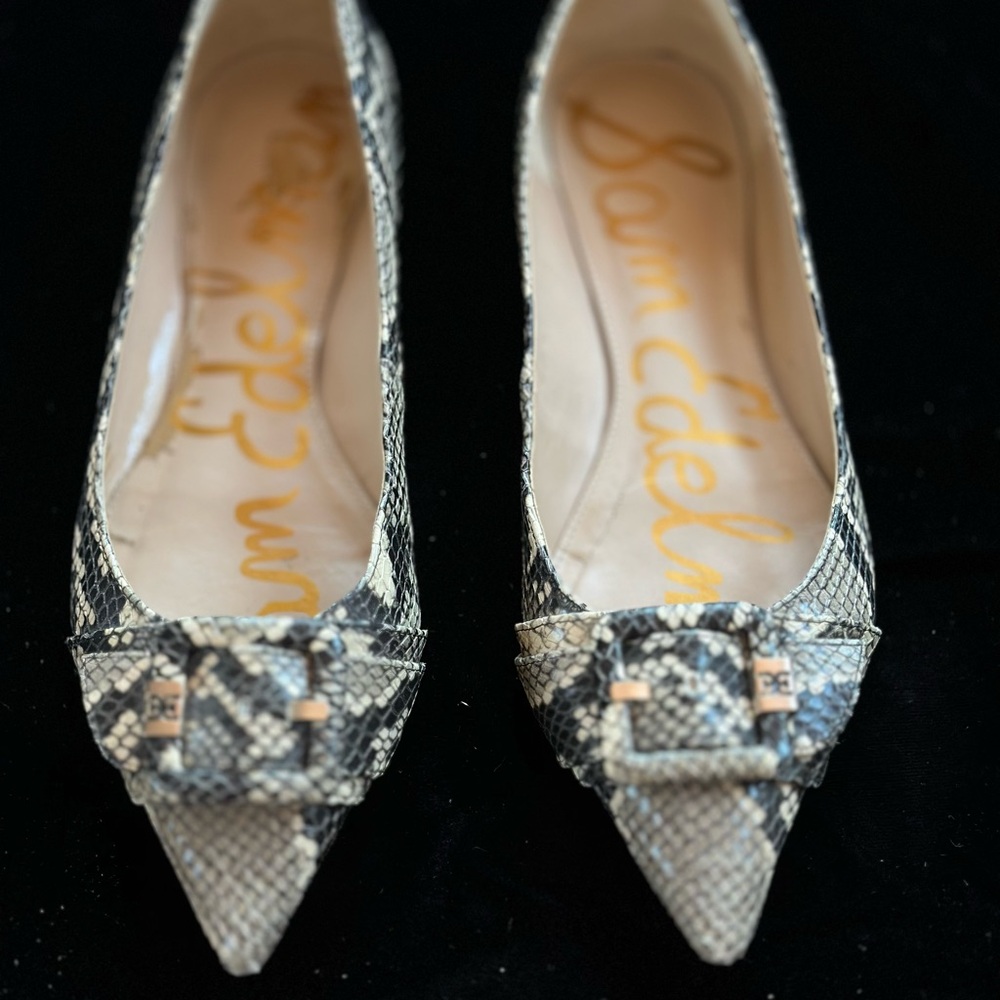 Sam Edelman Black and Gray Heels with Sophisticated Design
